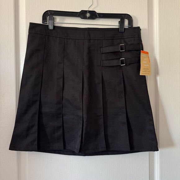 French Toast Girls Adjustable Waist Two-Tab Pleated-Front Scooter Skirt Black 18 - Picture 4 of 11